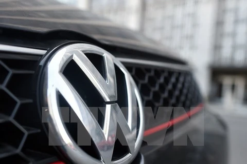 Logo của hãng Volkswagen. (Nguồn: AFP/TTXVN)