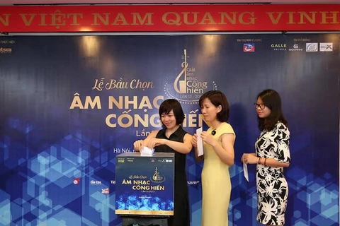 Các nhà báo tại lễ bầu chọn giải Âm nhạc Cống hiến lần thứ 12 năm 2017. (Nguồn: Ban Tổ chức)