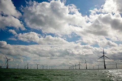 Một trang trại điện gió trên biển ở đông nam nước Anh. (Nguồn: AFP/TTXVN)