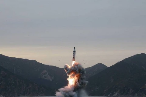 Một vụ phóng tên lửa của Triều Tiên. (Nguồn: Kyodo)