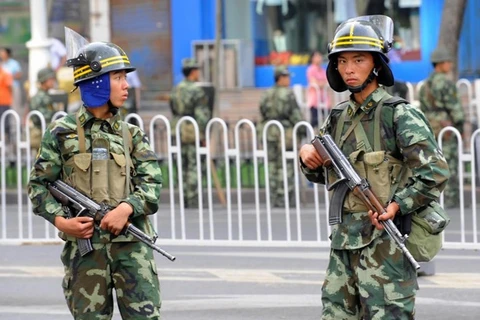 Cảnh sát vũ trang Trung Quốc ở Tân Cương. (Nguồn: Getty)