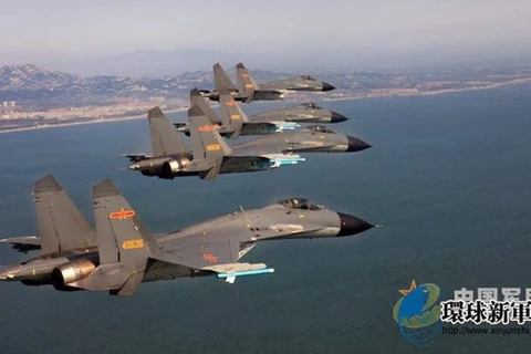 Một phi đội máy bay J-11 của không quân Trung Quốc. (Nguồn: MilitaryAviationNews)