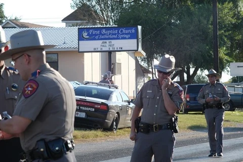 Cảnh sát Mỹ tại hiện trường một vụ xả súng. (Nguồn: Nytimes.com)
