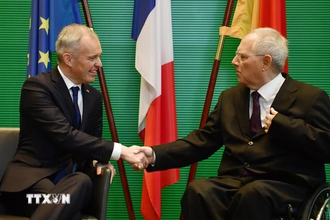  Chủ tịch Quốc hội Đức Wolfgang Schauble (phải) và người đồng cấp Pháp Francois de Rugy trong cuộc gặp tại lễ kỷ niệm ở Berlin ngày 22/1. (Nguồn: AFP/TTXVN)
