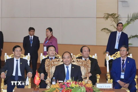 Thủ tướng Nguyễn Xuân Phúc dự phiên họp kín các nhà lãnh đạo Ủy hội sông Mekong quốc tế lần thứ 3. (Ảnh: Thống Nhất/TTXVN)