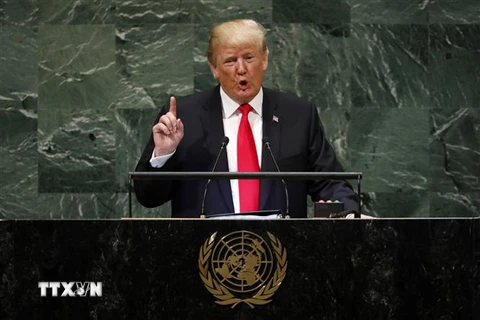 Tổng thống Mỹ Donald Trump phát biểu tại phiên họp toàn thể Đại hội đồng Liên hợp quốc khóa 73 ở New York (Mỹ) ngày 25/9. (Ảnh: THX/ TTXVN)