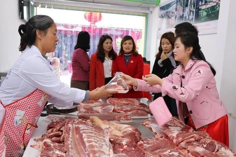 Tháng Sáu giá thịt lợn giảm 1,39% so với tháng trước. (Nguồn: Vietnam+)