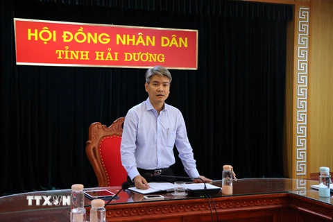 Ông Phạm Quang Hưng, Trưởng ban Kinh tế-Ngân sách Hội đồng Nhân dân tỉnh Hải Dương phát biểu tại buổi làm việc. (Ảnh: Mạnh Tú/TTXVN)