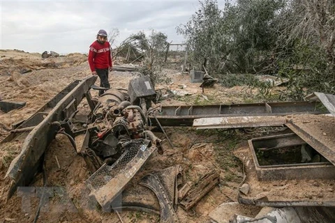 Hiện trường một vụ không kích của Israel tại Rafah, phía Nam Dải Gaza, ngày 31/1/2020. (Nguồn: AFP/TTXVN)