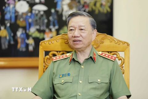 Bộ trưởng Bộ Công an Tô Lâm trả lời phỏng vấn phóng viên Thông tấn xã Việt Nam. (Ảnh: Doãn Tấn/TTXVN)