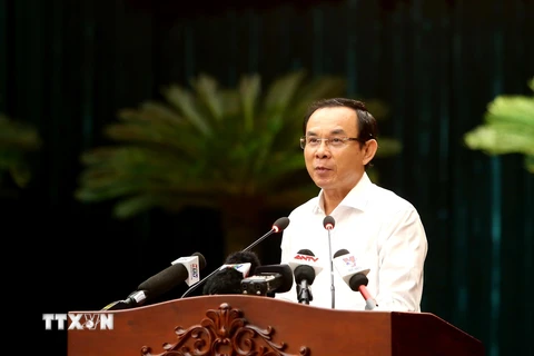 Bí thư Thành ủy Thành phố Hồ Chí Minh Nguyễn Văn Nên phát biểu chỉ đạo tại hội nghị. (Ảnh: Thành Chung/TTXVN)