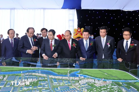 Thủ tướng Nguyễn Xuân Phúc dự Lễ động thổ dự án đầu tư xây dựng và kinh doanh kết cấu hạ tầng khu công nghiệp Liên Hà Thái-Khu kinh tế Thái Bình. (Nguồn: TTXVN)