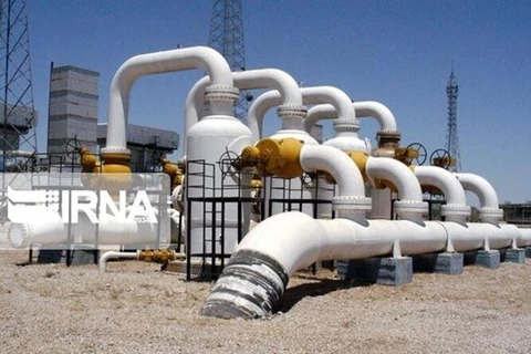 Một đường ống dẫn dầu của Iran. (Ảnh: IRNA/TTXVN)