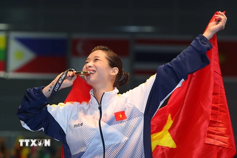 Vận động viên Wushu Dương Thúy Vi giành Huy chương vàng tại Đại hội Thể thao châu Á 2014 ở Incheon (Hàn Quốc) nội dung thương thuật và kiếm thuật kết hợp - Huy chương vàng đầu tiên và duy nhất của đoàn thể thao Việt Nam tại đại hội này; cùng nhiều huy chư