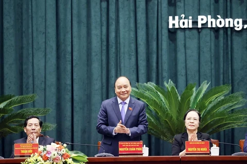 Thủ tướng Nguyễn Xuân Phúc phát biểu tại buổi tiếp xúc cử tri Hải Phòng ngày 7/3/2021. (Ảnh: Thống Nhất/TTXVN)