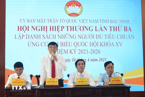 Các đại biểu thảo luận, trao đổi tại hội nghị. (Ảnh: Thanh Thương/TTXVN)