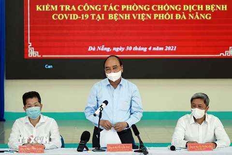 Chủ tịch nước Nguyễn Xuân Phúc phát biểu tại buổi làm việc tại Bệnh viện phổi Đà Nẵng. (Ảnh: Thống Nhất/TTXVN) 