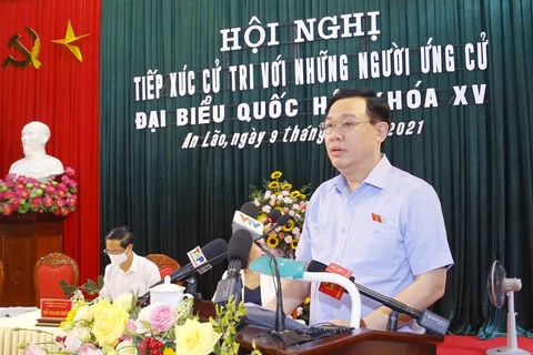Chủ tịch Quốc hội Vương Đình Huệ trình bày chương trình hành động. (Ảnh: Doãn Tấn/TTXVN) 