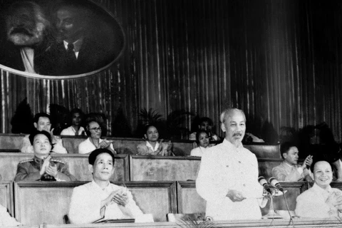 Chủ tịch Hồ Chí Minh phát biểu tại Đại hội lần thứ 3 của Đảng, ngày 5/9/1960. Trong diễn văn khai mạc, Người nêu rõ: Đại hội lần thứ hai là đại hội kháng chiến. Đại hội lần này là đại hội xây dựng chủ nghĩa xã hội ở miền Bắc và đấu tranh hòa bình thống nh