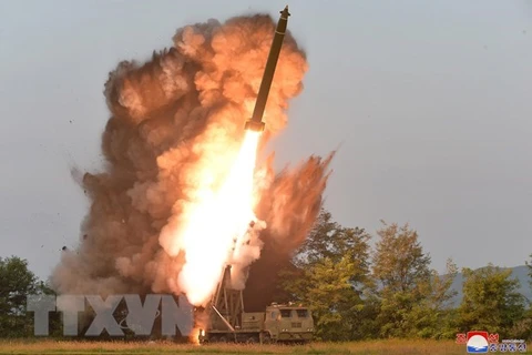 Một vụ thử vũ khí của Triều Tiên tại tỉnh Nam Pyongan. (Nguồn: Yonhap/TTXVN)