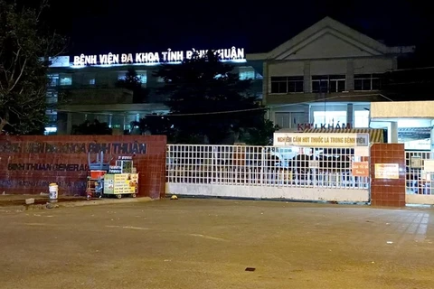 Bệnh viện Đa khoa Bình Thuận tạm ngưng tiếp nhận khám chữa bệnh 3 ngày. (Nguồn: laodong.vn) 