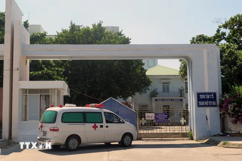 Bệnh viện dã chiến Tuy Hòa được chuyển tiếp từ Trung tâm Y tế thành phố Tuy Hòa. (Ảnh: Xuân Triệu/TTXVN)