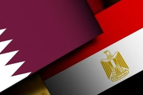 Quốc kỳ của Qatar và Ai Cập. (Nguồn: AP)