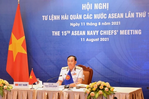 Chuẩn đô đốc Trần Thanh Nghiêm tham dự hội nghị. (Nguồn: qdnd.vn)