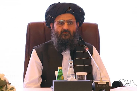 Trưởng đoàn đàm phán của Taliban Mullah Abdul Ghani Baradar trong cuộc đàm phán với đại diện Chính phủ Afghanistan ở Doha, Qatar ngày 18/7. (Nguồn: AFP) 