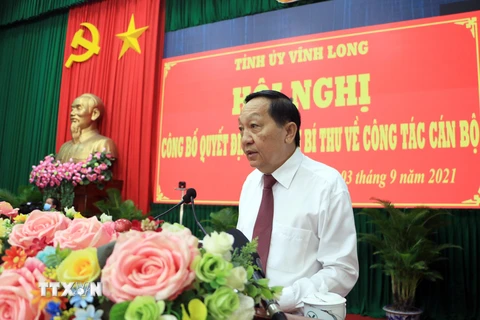 Phó Bí thư Tỉnh ủy Vĩnh Long Nguyễn Thành Thế phát biểu nhận nhiệm vụ. (Ảnh: Phạm Minh Tuấn/TTXVN) 