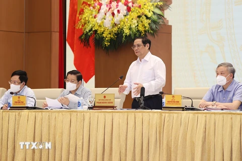 Thủ tướng Phạm Minh Chính chủ trì hội nghị. (Ảnh: Dương Giang/TTXVN) 