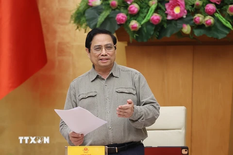 Thủ tướng Phạm Minh Chính, Trưởng Ban Chỉ đạo quốc gia phòng, chống dịch COVID-19 phát biểu kết luận cuộc họp. (Ảnh: Dương Giang/TTXVN)