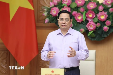 Thủ tướng Phạm Minh Chính chủ trì Hội nghị trực tuyến toàn quốc với các bộ, ngành Trung ương và địa phương về đẩy nhanh tiến độ thực hiện giải ngân vốn đầu tư công. (Ảnh: Dương Giang/TTXVN) 