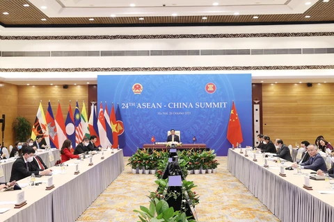 Chiều 26/10, tại Hà Nội, Thủ tướng Chính phủ Phạm Minh Chính tham dự và phát biểu tại Hội nghị cấp cao ASEAN-Trung Quốc lần thứ 24 theo hình thức trực tuyến. (Ảnh: Dương Giang/TTXVN)