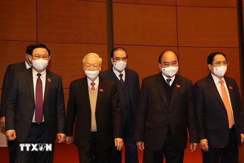 Tổng Bí thư Nguyễn Phú Trọng và các lãnh đạo, nguyên lãnh đạo Đảng, Nhà nước đến dự phiên bế mạc. (Ảnh: Trí Dũng/TTXVN)