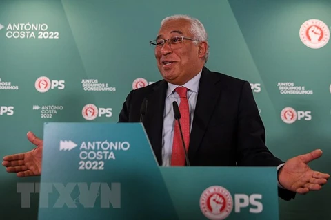Lãnh đạo đảng Xã hội (PS) Bồ Đào Nha, Thủ tướng Antonio Costa phát biểu sau khi kết quả thăm dò bầu cử được công bố, tại Lisbon ngày 30/1/2022. (Ảnh: AFP/TTXVN) 