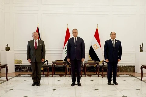 Quốc vương Abdullah II (trái), Thủ tướng Iraq Mustafa al-Kadhimi (giữa) và Tổng thống Ai Cập Abdel Fattah al-Sisi. (Nguồn: gds.gov.iq)