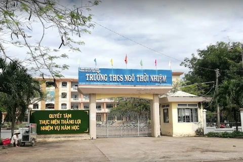 Trường Trung học cơ sở Ngô Thời Nhiệm. 