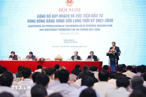 Thủ tướng Phạm Minh Chính phát biểu kết luận Hội nghị công bố quy hoạch và xúc tiến đầu tư vùng Đồng bằng sông Cửu Long. (Ảnh: Dương Giang/TTXVN)