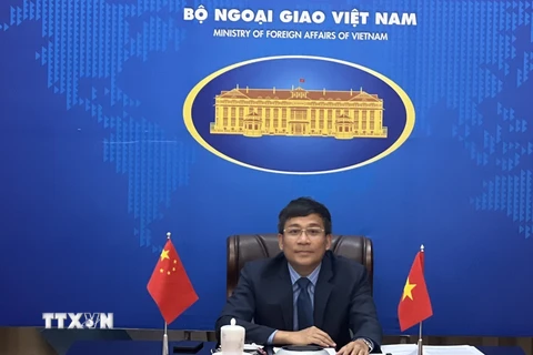 Thứ trưởng Thường trực Bộ Ngoại giao Việt Nam, Tổng Thư ký Ủy ban chỉ đạo hợp tác song phương Việt Nam-Trung Quốc Nguyễn Minh Vũ phát biểu. (Ảnh: TTXVN phát) 