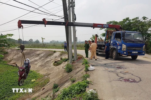 Ninh Bình: Tai nạn giao thông khiến 3 người trong gia đình tử vong