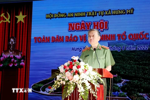 Bộ trưởng Tô Lâm dự Ngày hội toàn dân bảo vệ an ninh Tổ quốc ở Cà Mau
