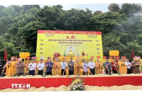 Quảng Ninh khởi công xây dựng chùa Trúc Lâm trên Đảo Trần huyện đảo tiền tiêu Cô Tô. (Ảnh-Thanh Vân/TTXVN)