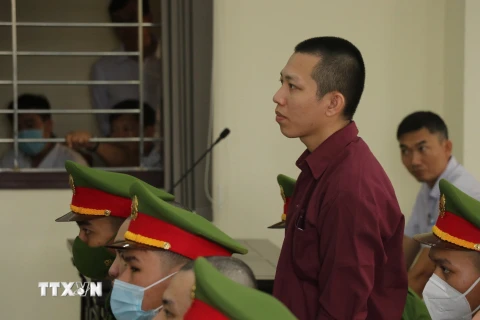 5/6 bị cáo trong vụ án có mặt tại phiên tòa, riêng bị cáo Lê Tùng Vân vắng mặt tại phiên tòa vì lý do sức khỏe. (Ảnh: Bùi Giang/TTXVN) 