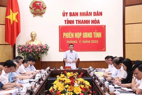 Chủ tịch Ủy ban Nhân dân tỉnh Thanh Hóa Đỗ Minh Tuấn phát biểu tại hội nghị.