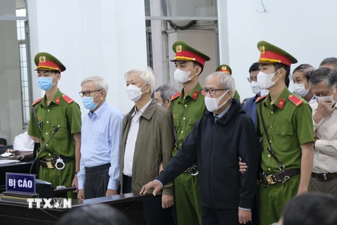 13 cựu quan chức tỉnh Khánh Hòa đều bị tuyên án phạt tù. (Ảnh: Đặng Tuấn/TTXVN)