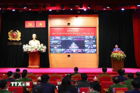 Thủ tướng Phạm Minh Chính phát biểu chỉ đạo hội nghị. (Ảnh: Phạm Kiên/TTXVN) 