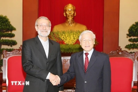 Tổng Bí thư Nguyễn Phú Trọng tiếp Chủ tịch Quốc hội Iran Ali Ardeshir Larijani thăm chính thức Việt Nam (Hà Nội, 16/4/2018). (Ảnh: Trí Dũng/TTXVN) 