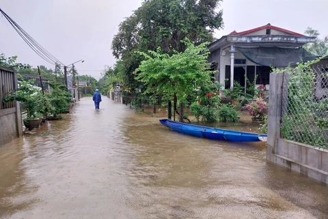 Mưa lớn liên tục khiến các địa bàn vùng thấp trũng của tỉnh Thừa Thiên-Huế bị ngập lụt. (Ảnh: Mai Trang/TTXVN)