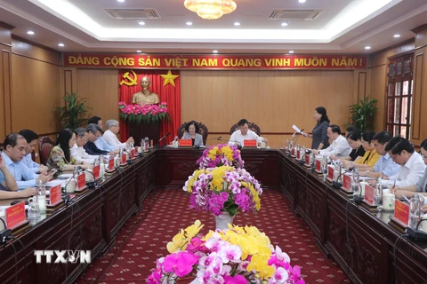 Quang cảnh buổi làm việc của Thường trực Ban Bí thư Trương Thị Mai với Ban Thường vụ Tỉnh ủy Bắc Kạn. (Ảnh: Vũ Hoàng Giang/TTXVN)